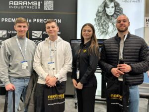 partner-customers-at-stand-abrams-at-hannover-messe